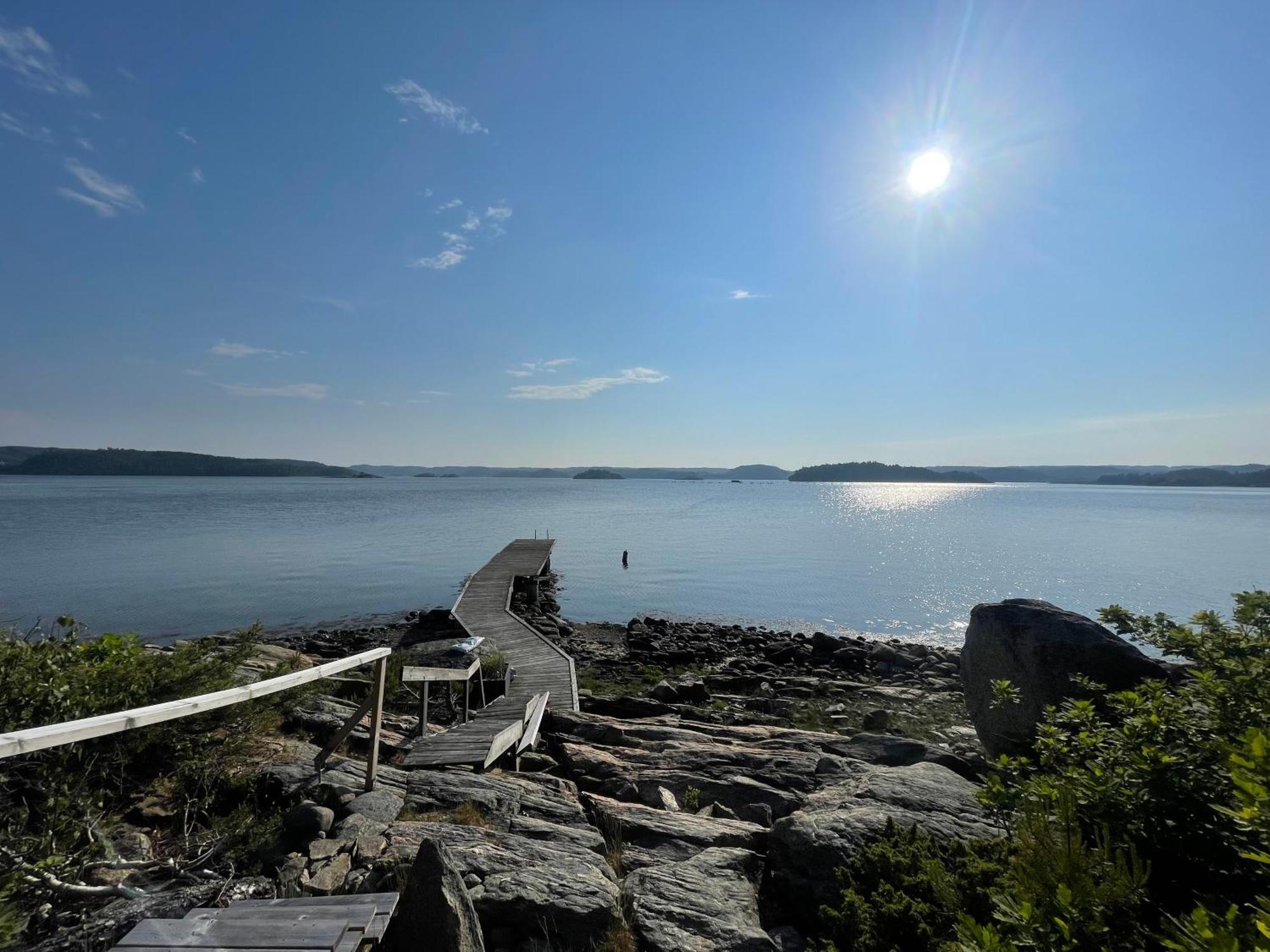 Seaside Dream With Jetty & Guest Cottage Ljungskile Exterior foto