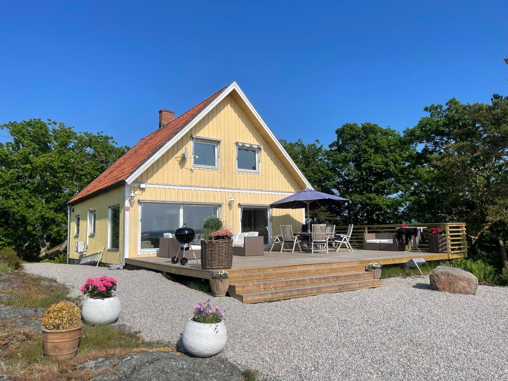 Seaside Dream With Jetty & Guest Cottage Ljungskile Exterior foto